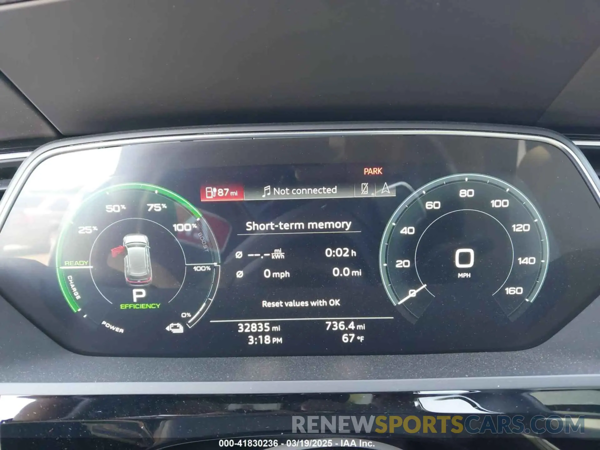 7 fotografías del automóvil dañado WA1VAAGE6KB020622 AUDI E-TRON 2019