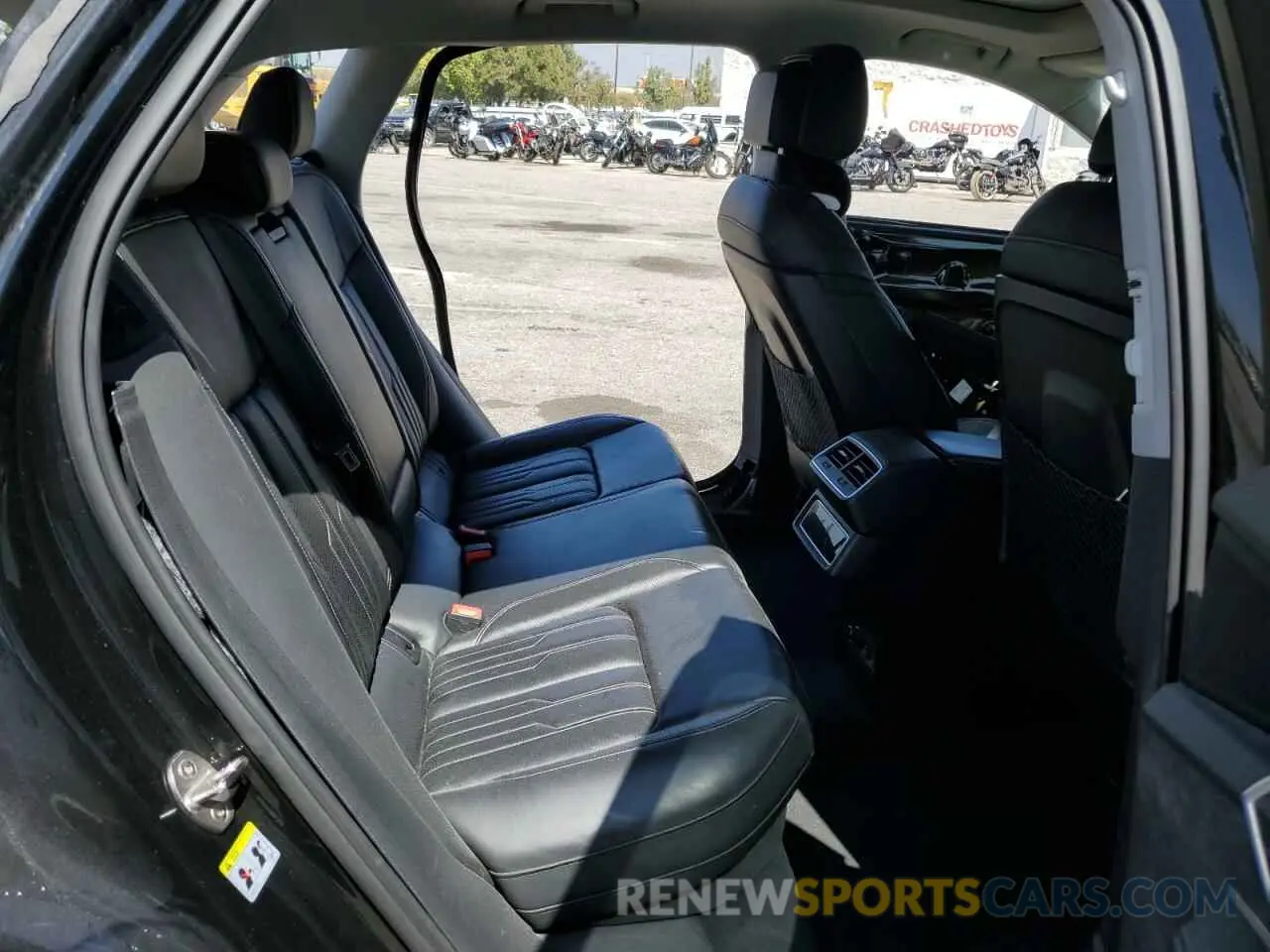 10 fotografías del automóvil dañado WA1VAAGE8KB022453 AUDI E-TRON 2019