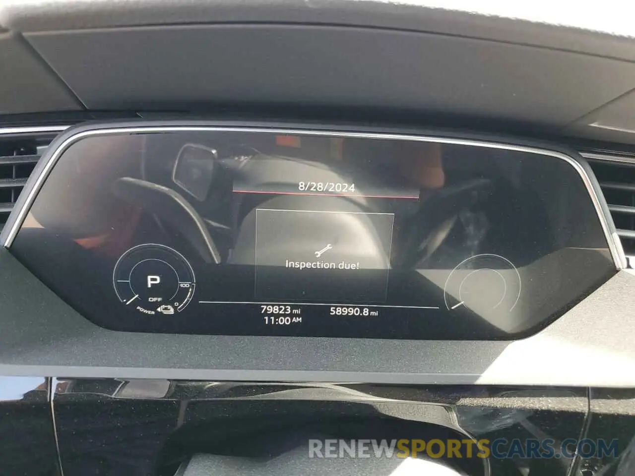 9 fotografías del automóvil dañado WA1VAAGE8KB022453 AUDI E-TRON 2019