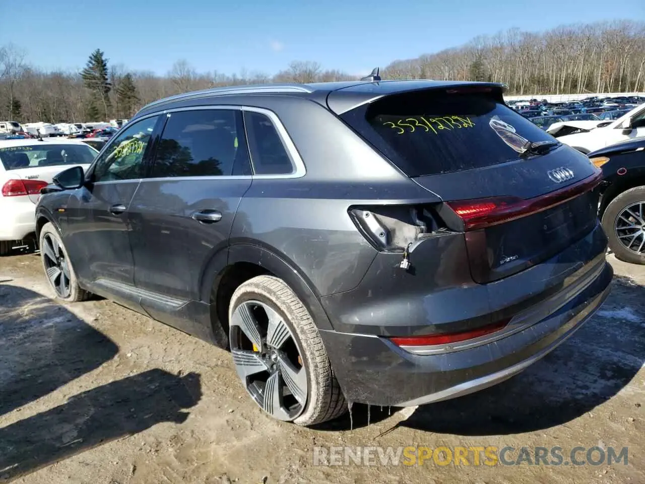 3 fotografías del automóvil dañado WA1VAAGE9KB006052 AUDI E-TRON 2019