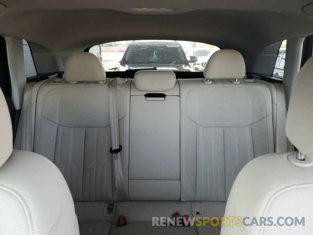 10 fotografías del automóvil dañado WA1VAAGEXKB014256 AUDI E-TRON 2019