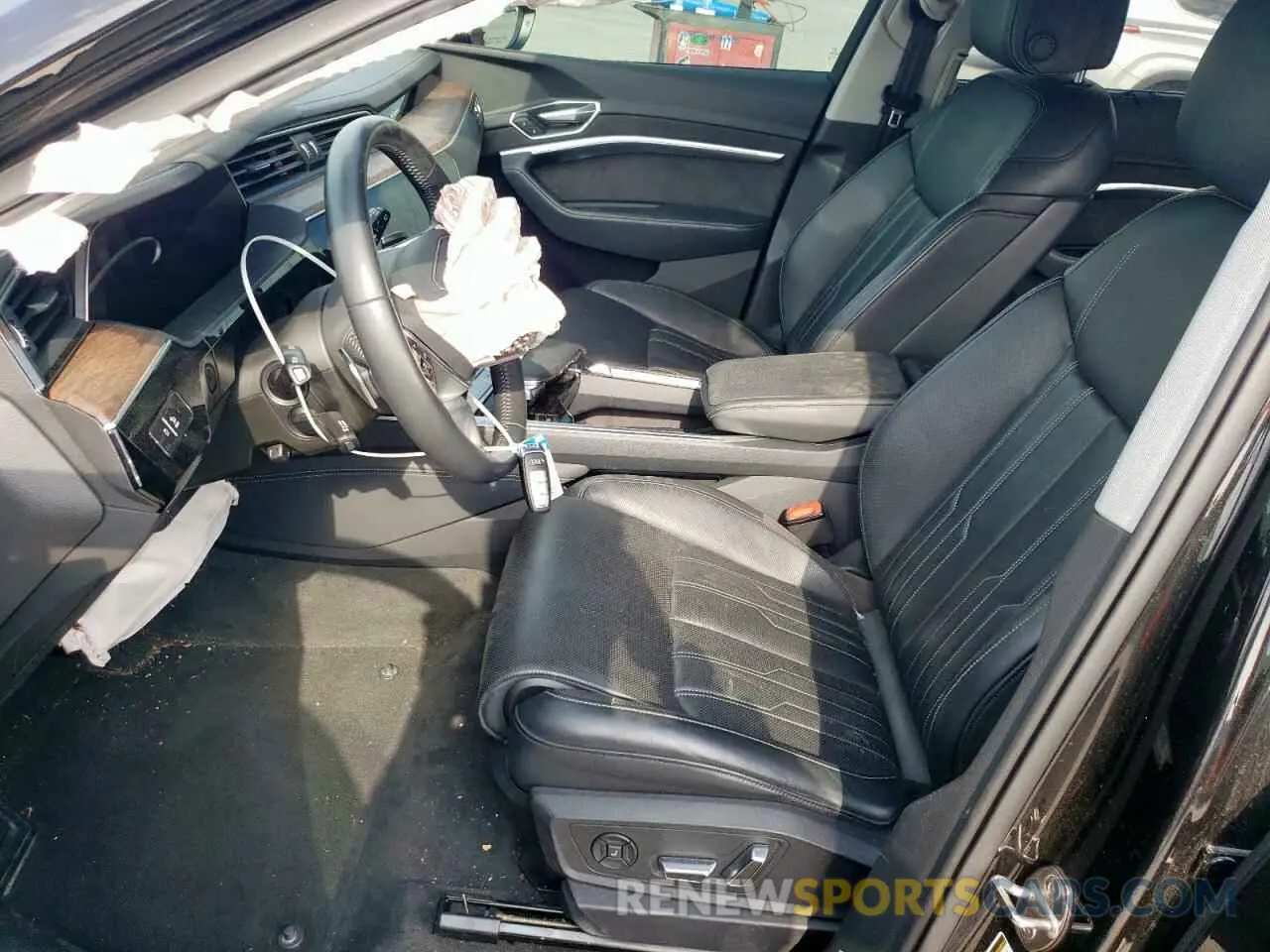 7 fotografías del automóvil dañado WA1VABGE1KB013888 AUDI E-TRON 2019