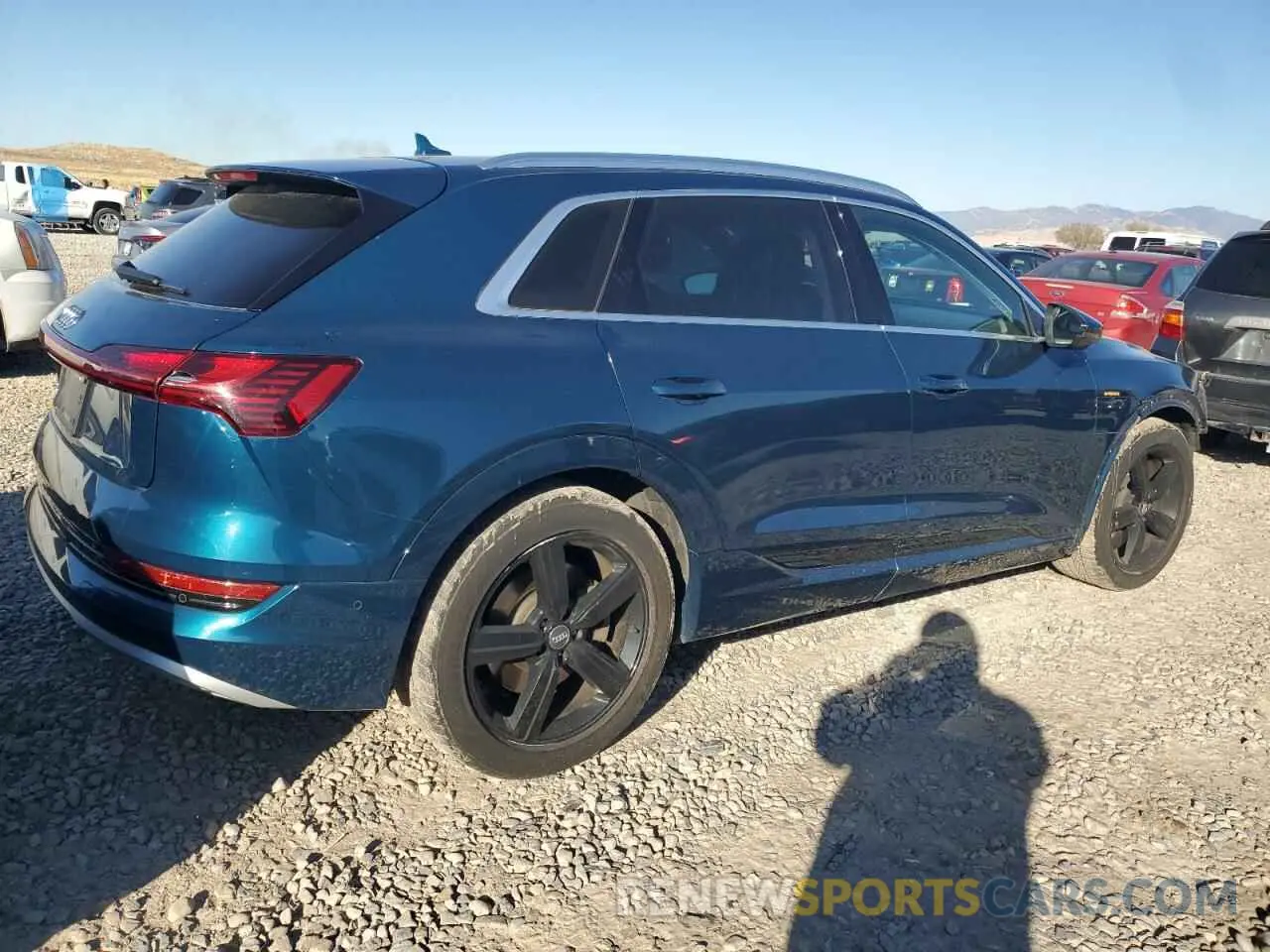 3 fotografías del automóvil dañado WA1VABGE3KB017294 AUDI E-TRON 2019