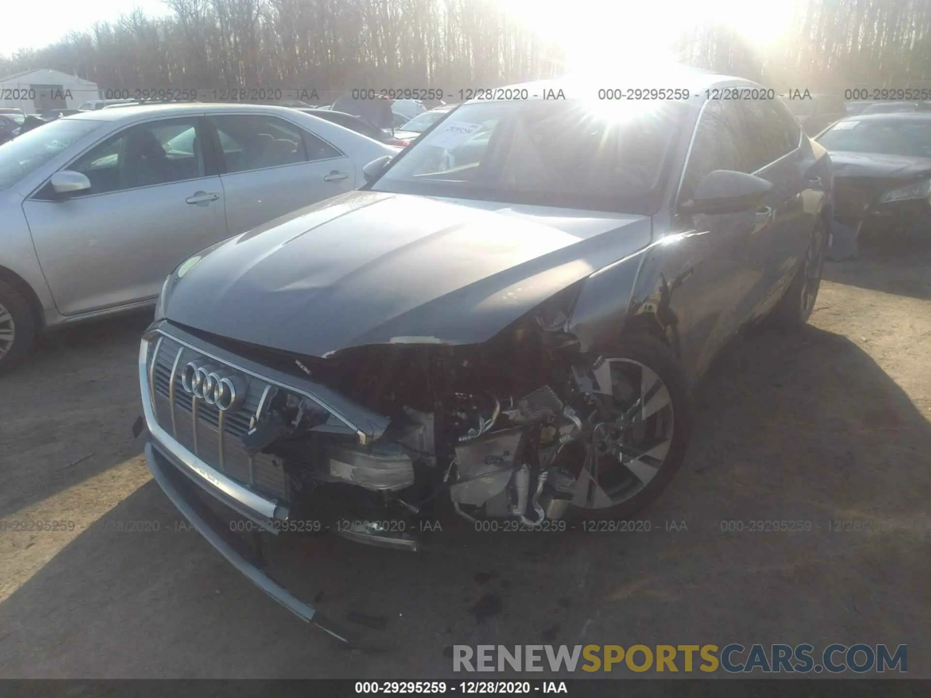 2 fotografías del automóvil dañado WA12ABGE3LB032740 AUDI E-TRON 2020