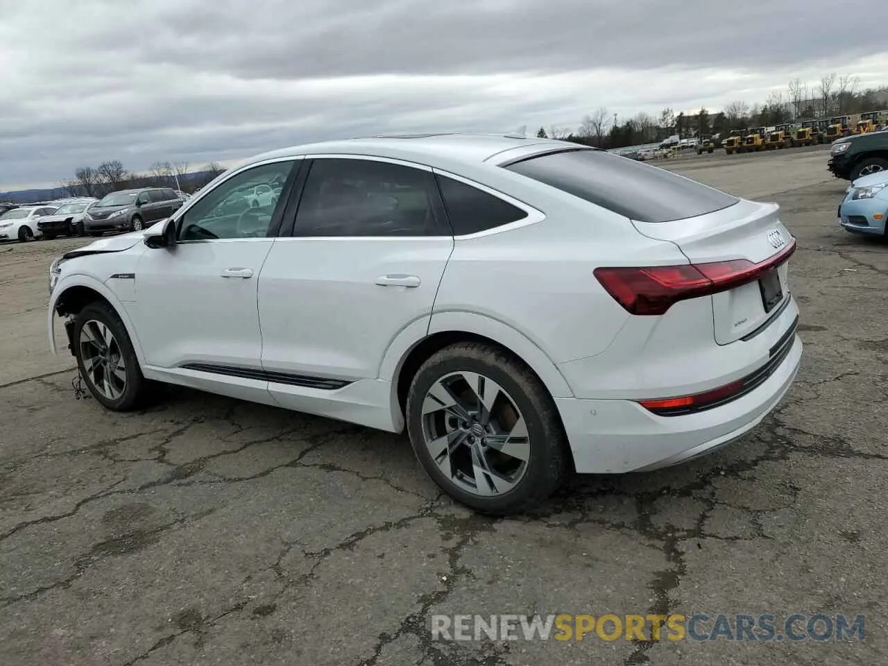 2 fotografías del automóvil dañado WA12ABGE5LB032271 AUDI E-TRON 2020