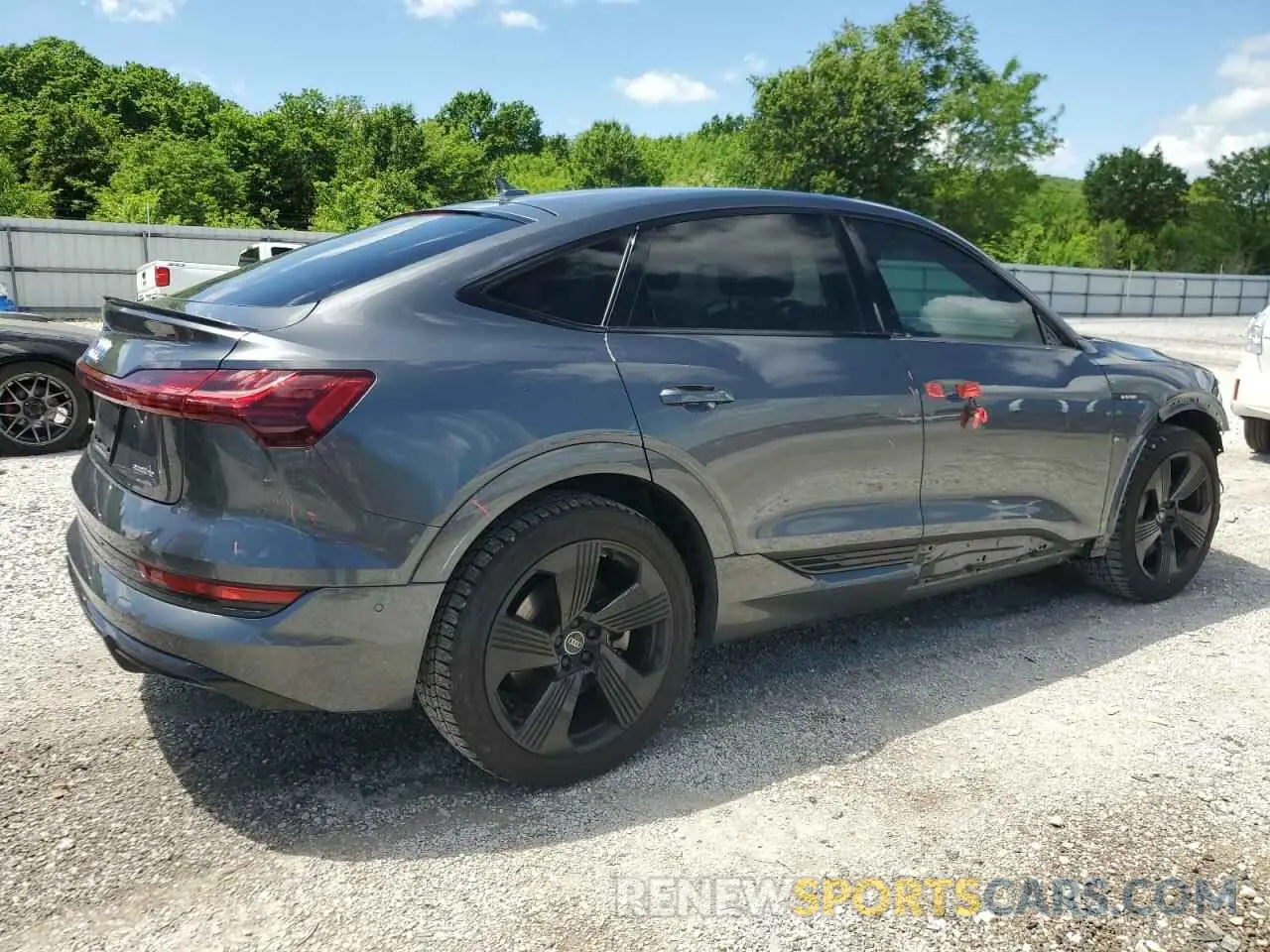 3 fotografías del automóvil dañado WA12AAGE1MB039861 AUDI E-TRON 2021
