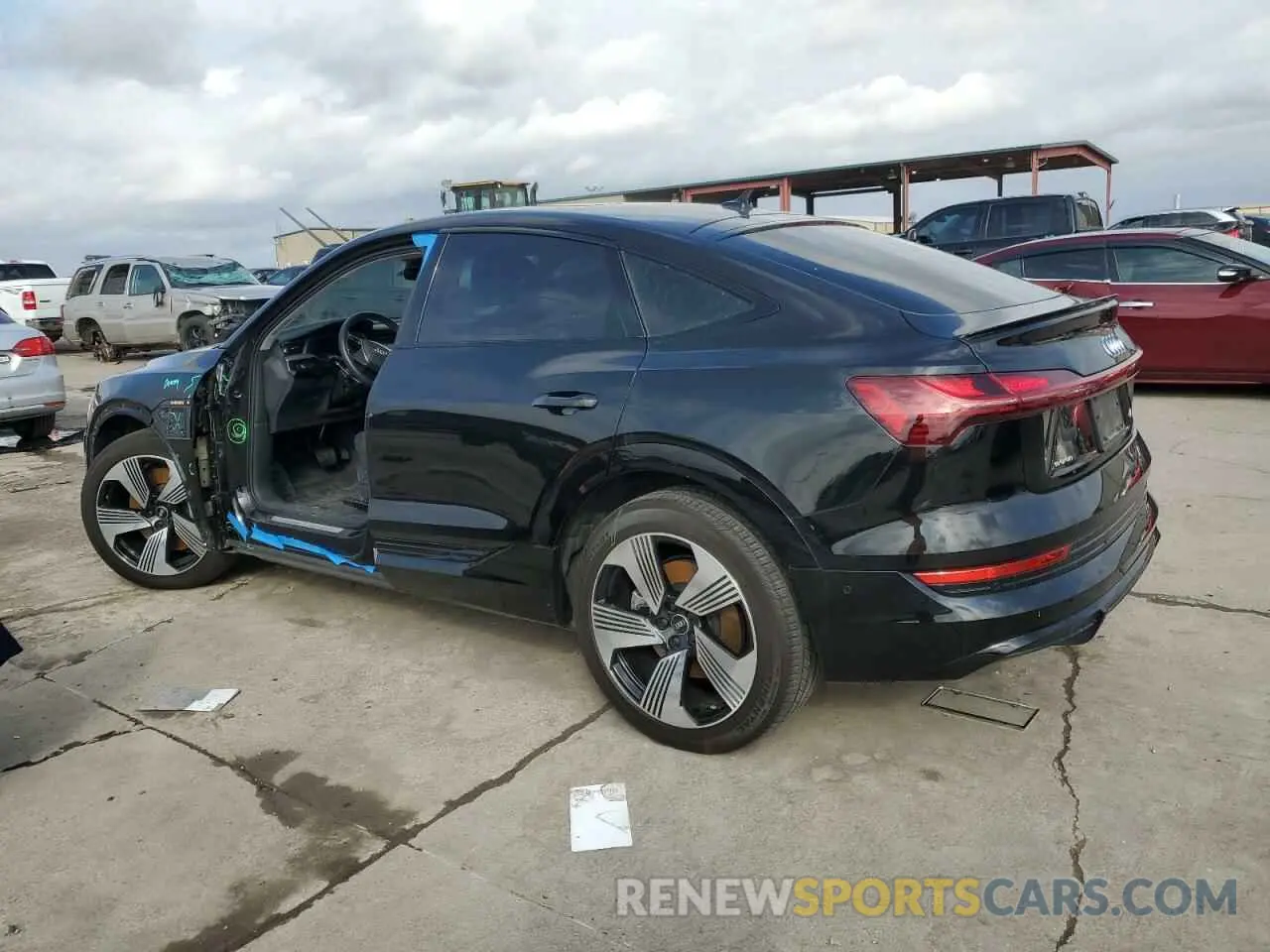 2 fotografías del automóvil dañado WA13AAGE4MB034920 AUDI E-TRON 2021