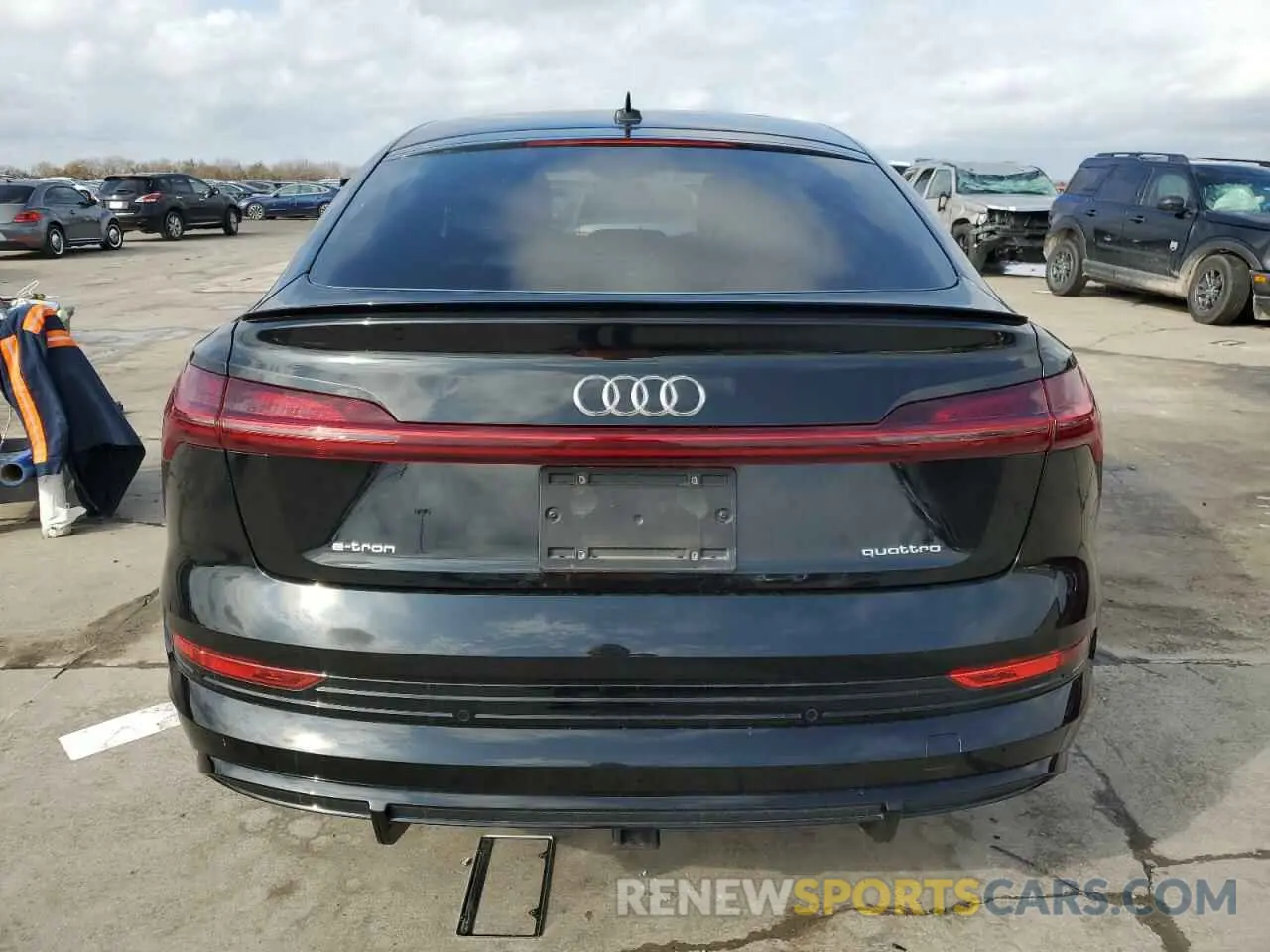 6 fotografías del automóvil dañado WA13AAGE4MB034920 AUDI E-TRON 2021