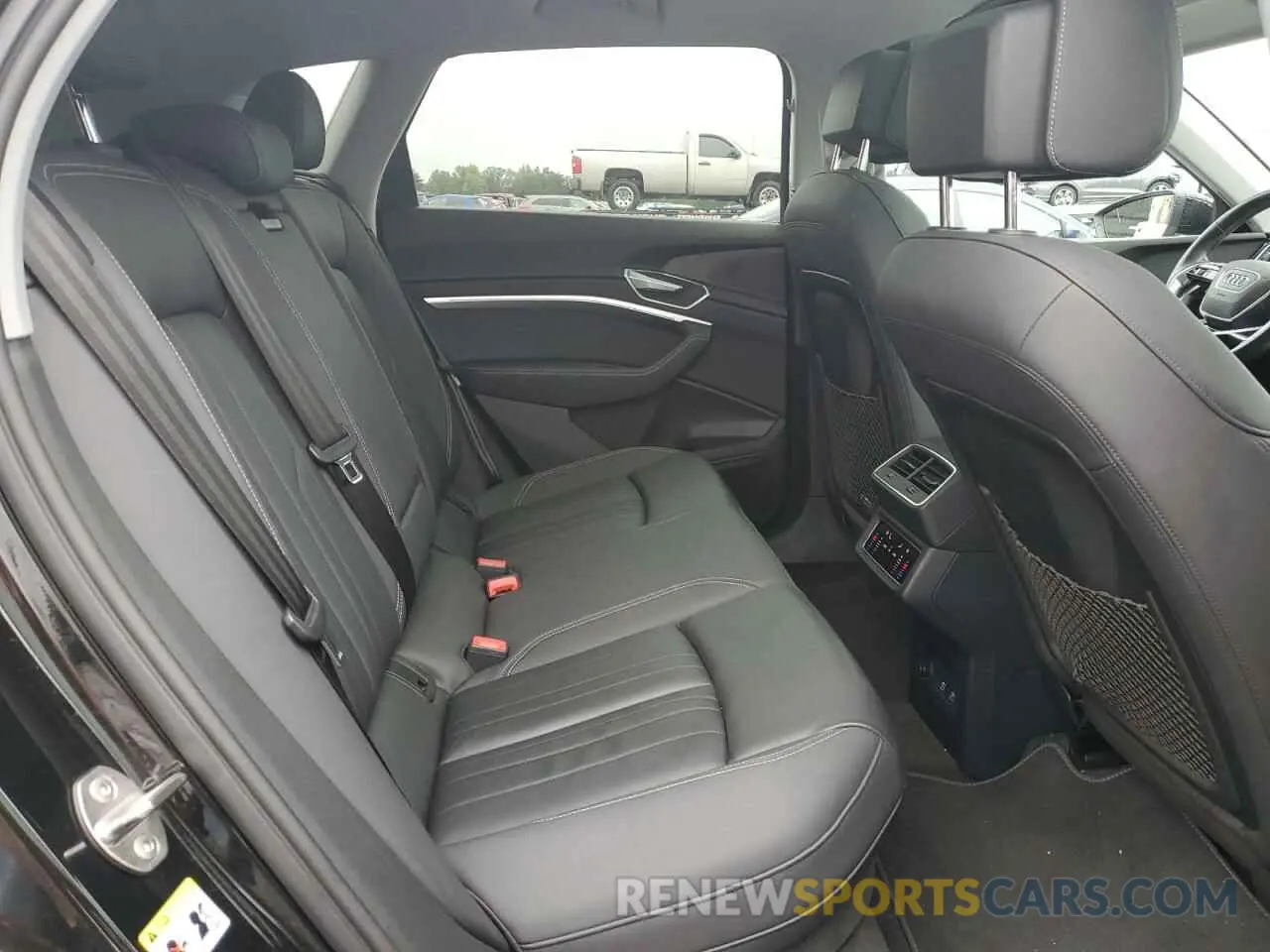 11 fotografías del automóvil dañado WA1AAAGE0MB023789 AUDI E-TRON 2021