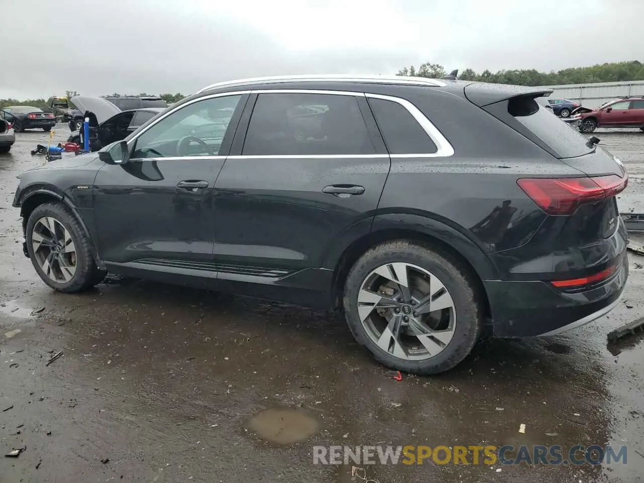 2 fotografías del automóvil dañado WA1AAAGE0MB023789 AUDI E-TRON 2021