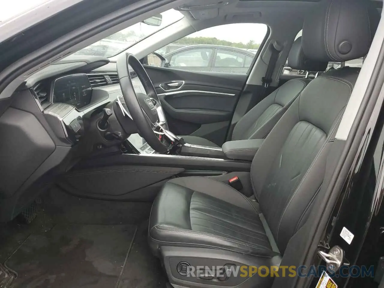 7 fotografías del automóvil dañado WA1AAAGE0MB023789 AUDI E-TRON 2021