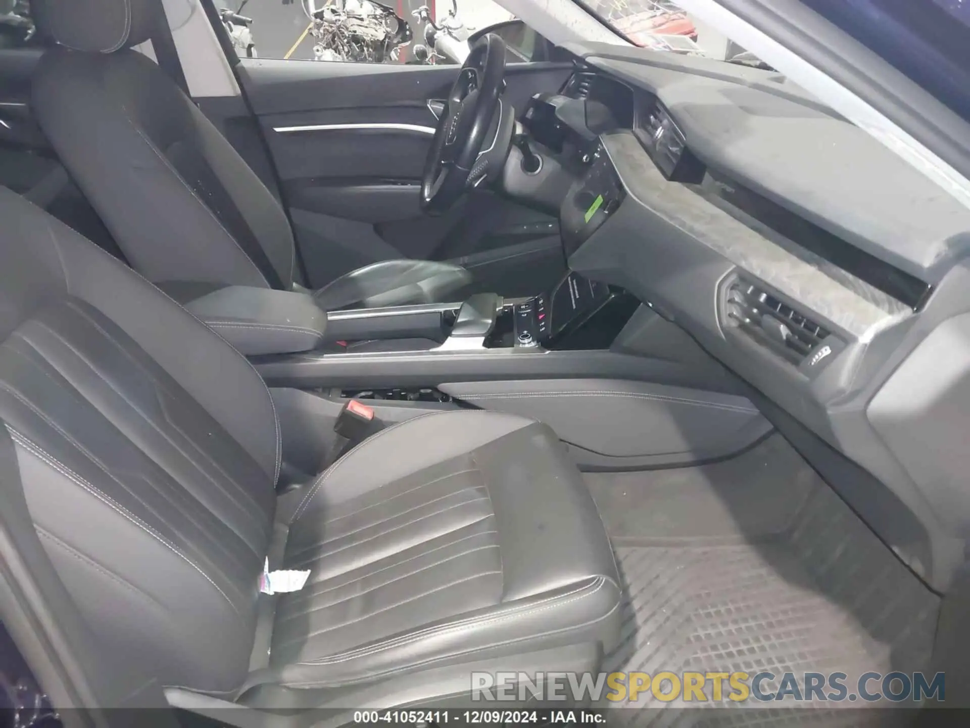5 fotografías del automóvil dañado WA1AAAGE1MB016351 AUDI E-TRON 2021