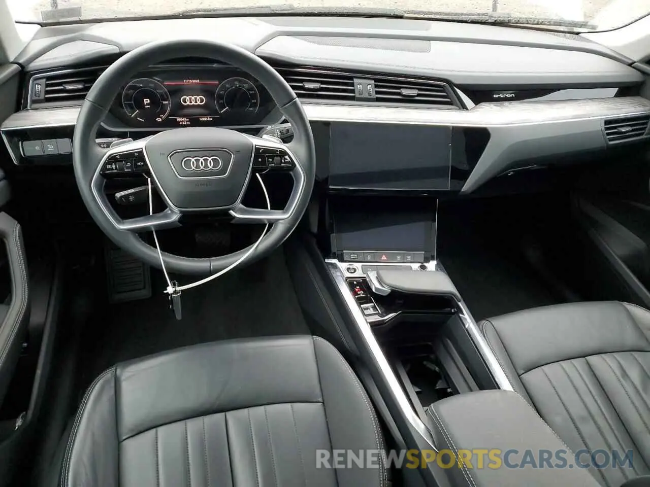 8 fotografías del automóvil dañado WA1AAAGE3MB008591 AUDI E-TRON 2021