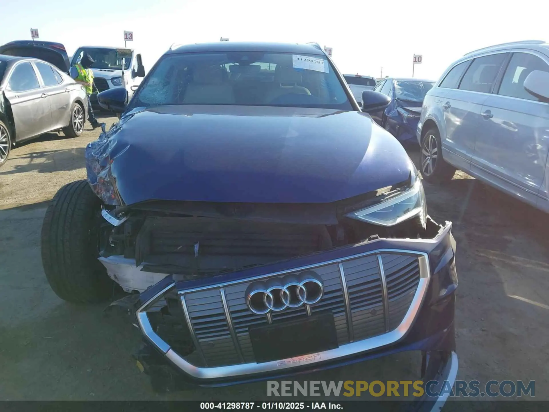 13 fotografías del automóvil dañado WA1AAAGE4MB014383 AUDI E-TRON 2021