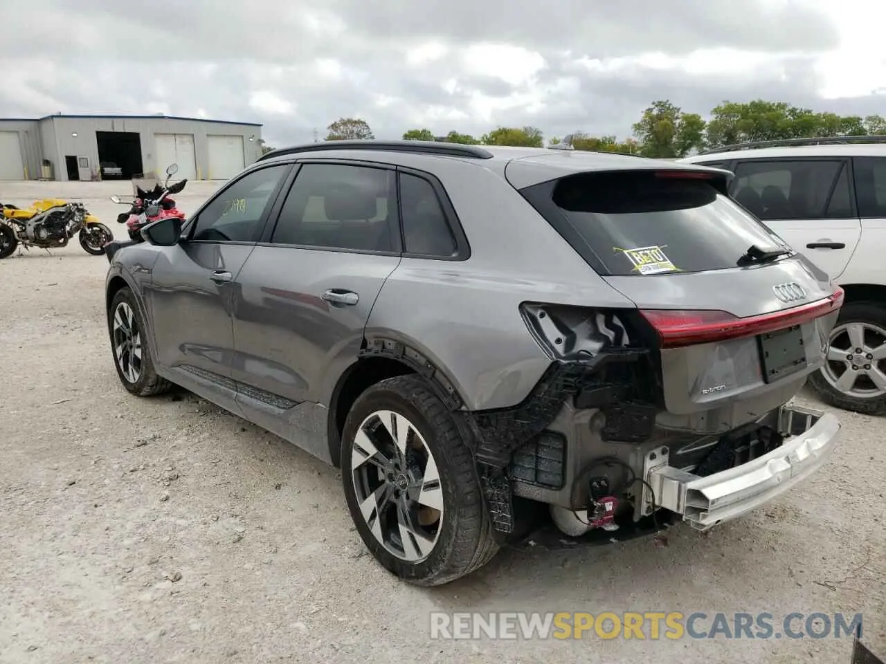 3 fotografías del automóvil dañado WA1AAAGE4MB031782 AUDI E-TRON 2021