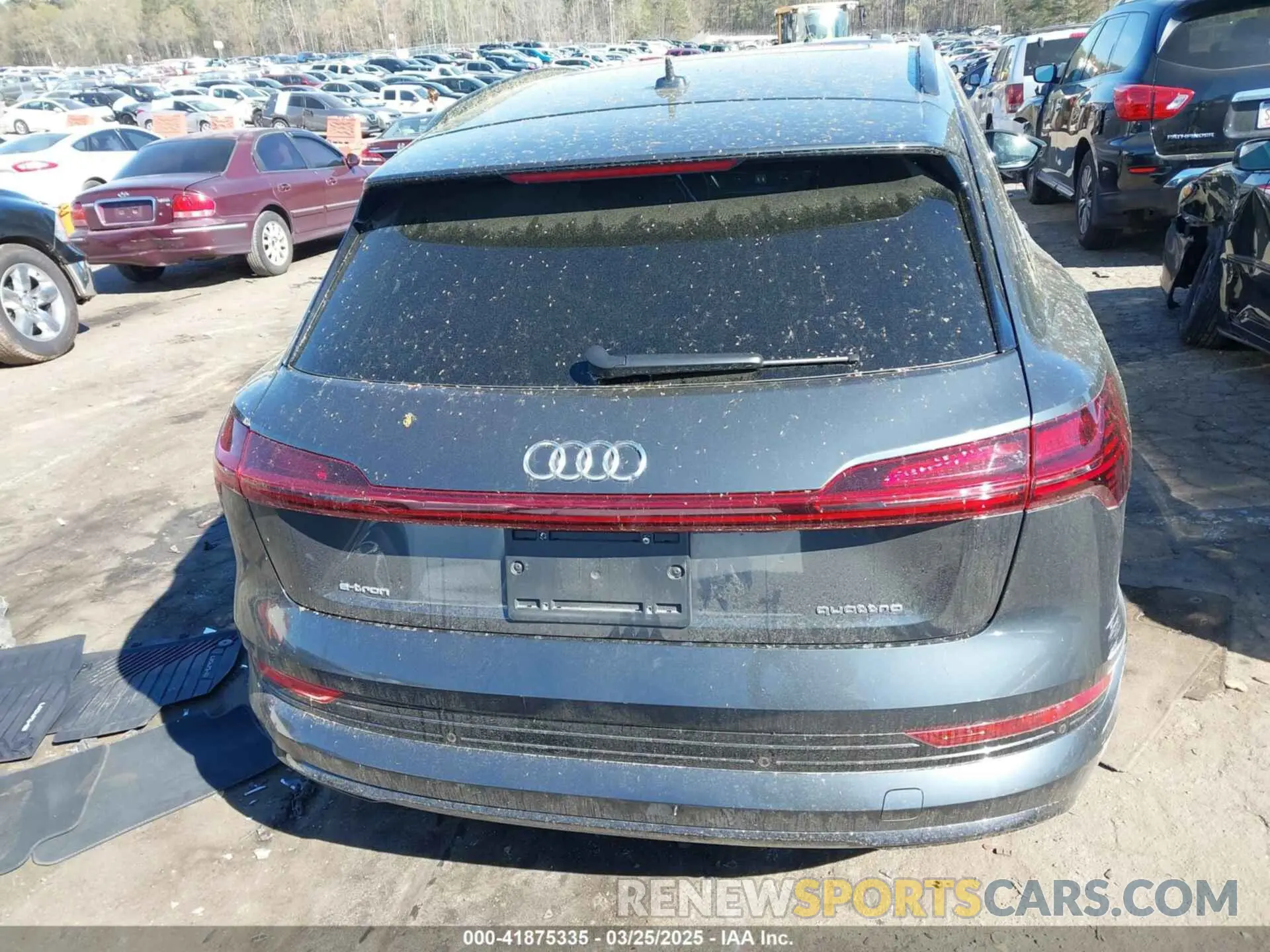 15 fotografías del automóvil dañado WA1AAAGE5MB013159 AUDI E-TRON 2021
