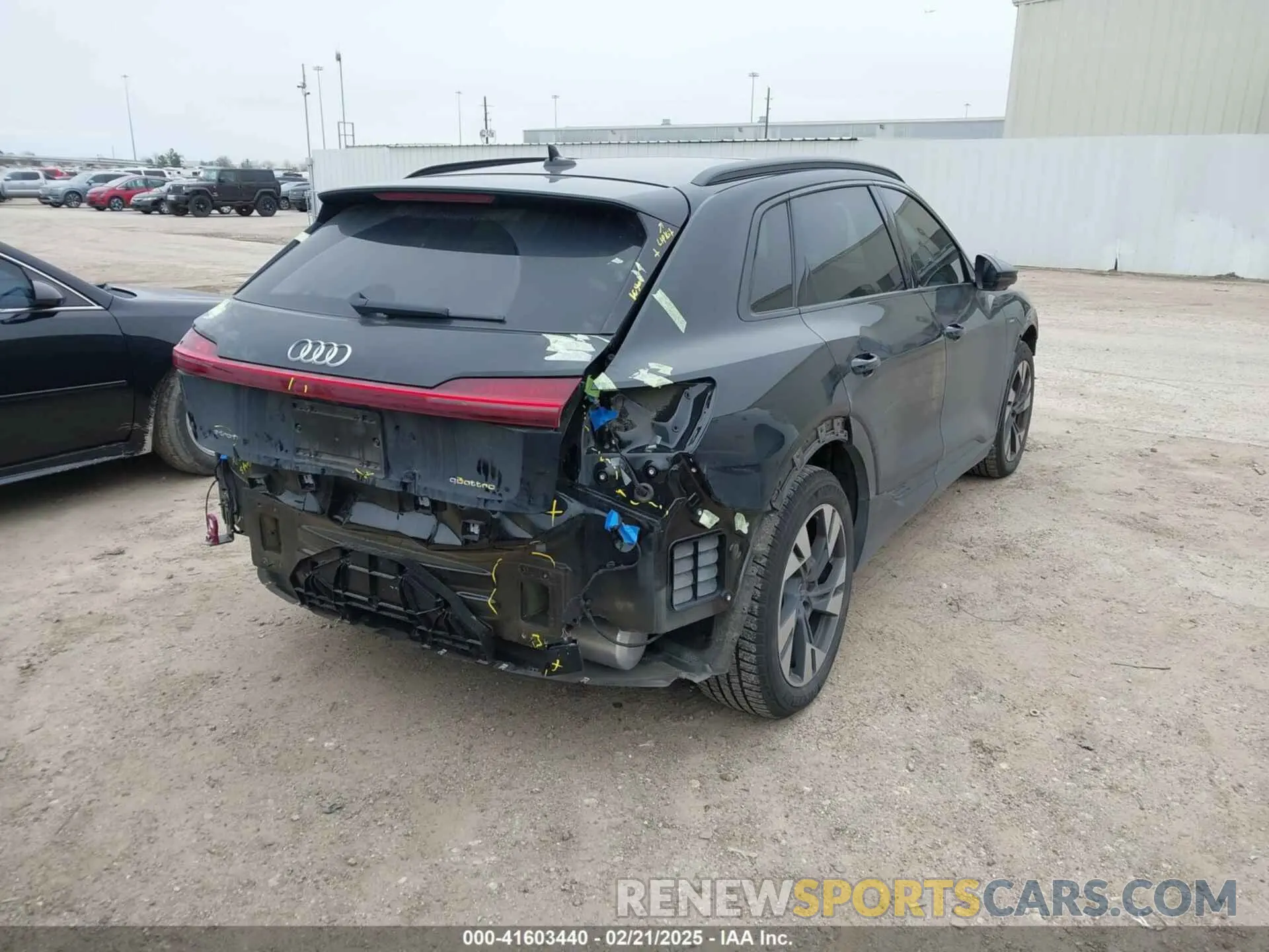 4 fotografías del automóvil dañado WA1AAAGE6MB027927 AUDI E-TRON 2021