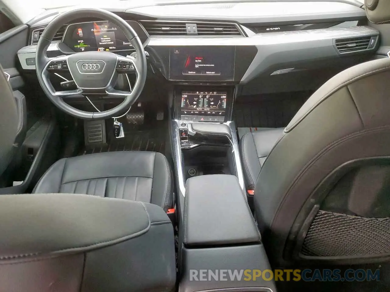 8 fotografías del automóvil dañado WA1AAAGE7MB023949 AUDI E-TRON 2021