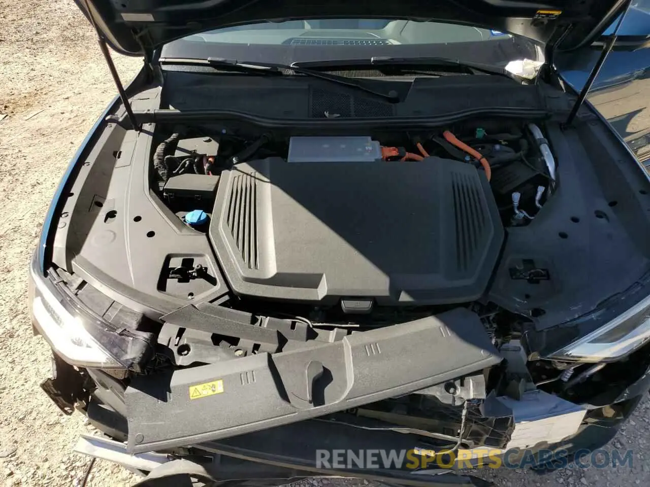 12 fotografías del automóvil dañado WA1LAAGE3MB016151 AUDI E-TRON 2021