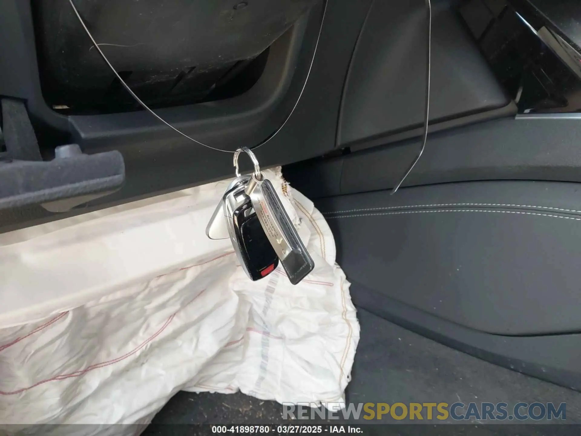 11 fotografías del automóvil dañado WA1LAAGE3MB018496 AUDI E-TRON 2021