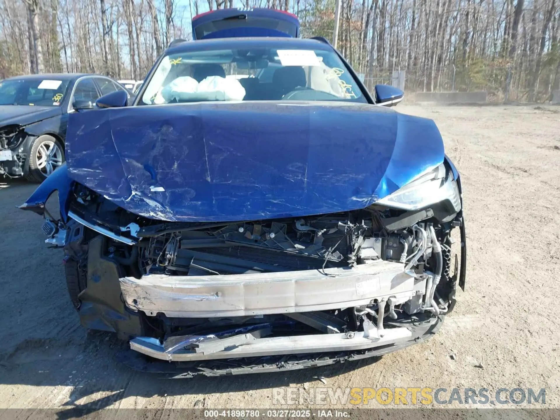 13 fotografías del automóvil dañado WA1LAAGE3MB018496 AUDI E-TRON 2021