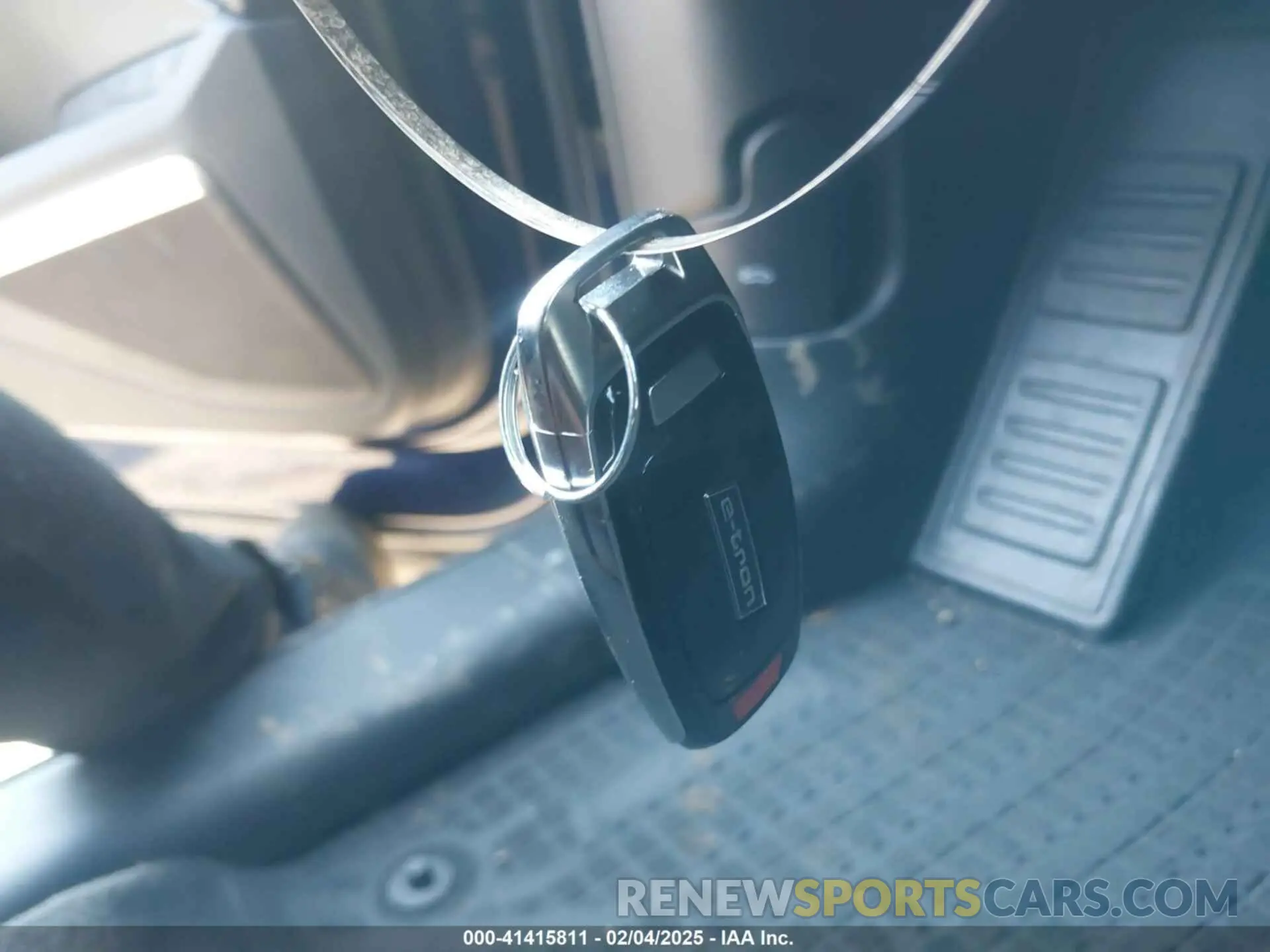 11 fotografías del automóvil dañado WA1LAAGE3MB028896 AUDI E-TRON 2021