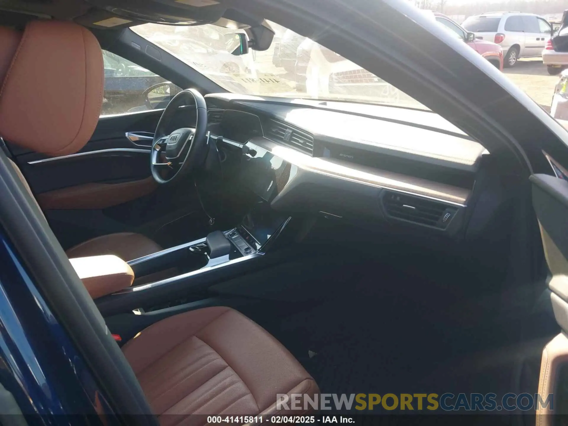 5 fotografías del automóvil dañado WA1LAAGE3MB028896 AUDI E-TRON 2021