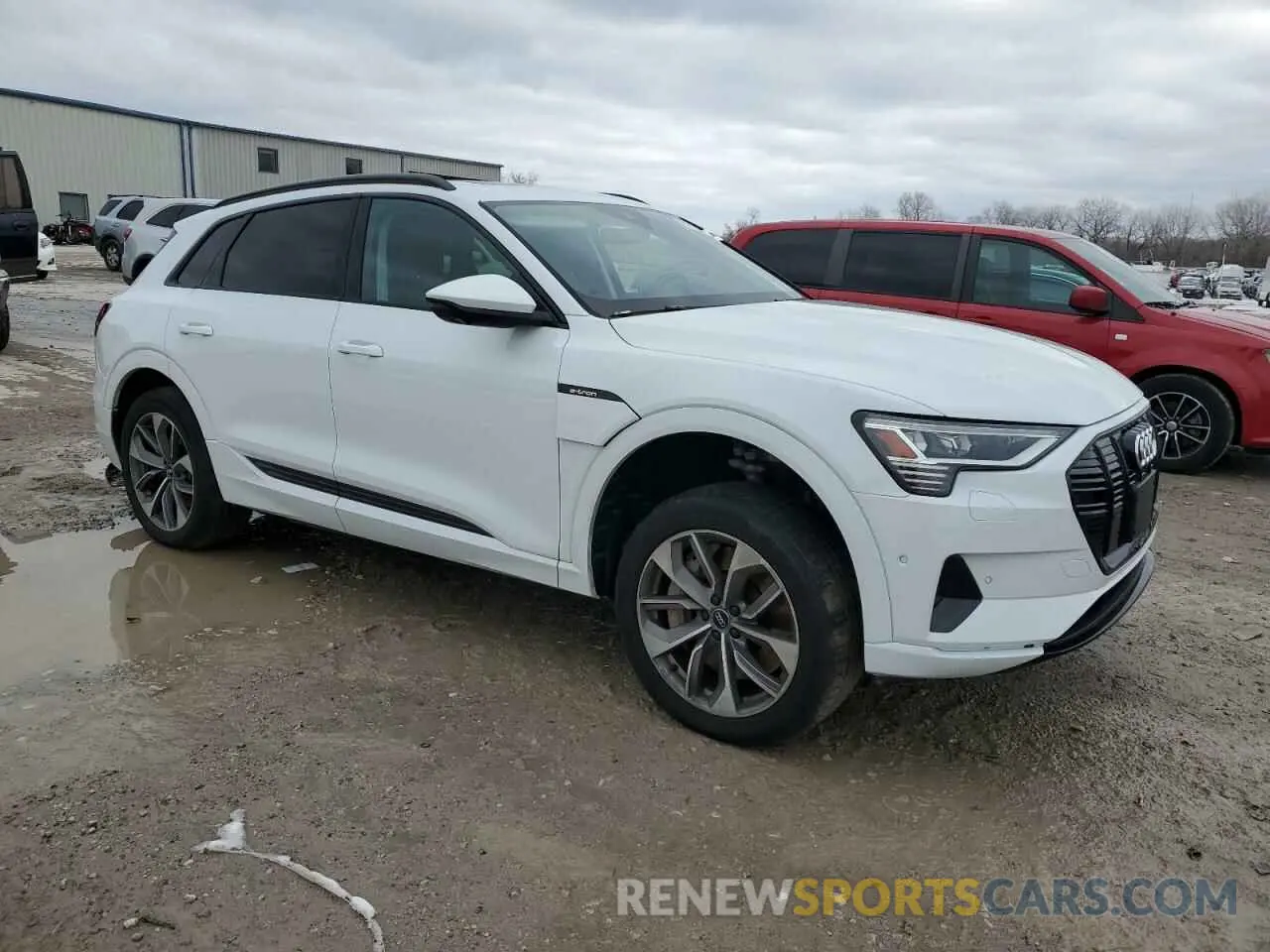 4 fotografías del automóvil dañado WA1LAAGE4MB003487 AUDI E-TRON 2021