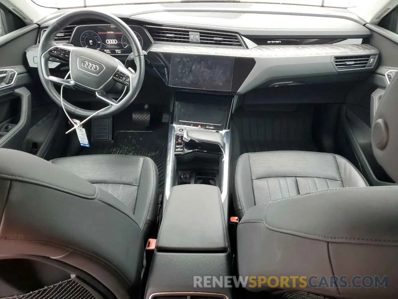 8 fotografías del automóvil dañado WA1LAAGE4MB003487 AUDI E-TRON 2021