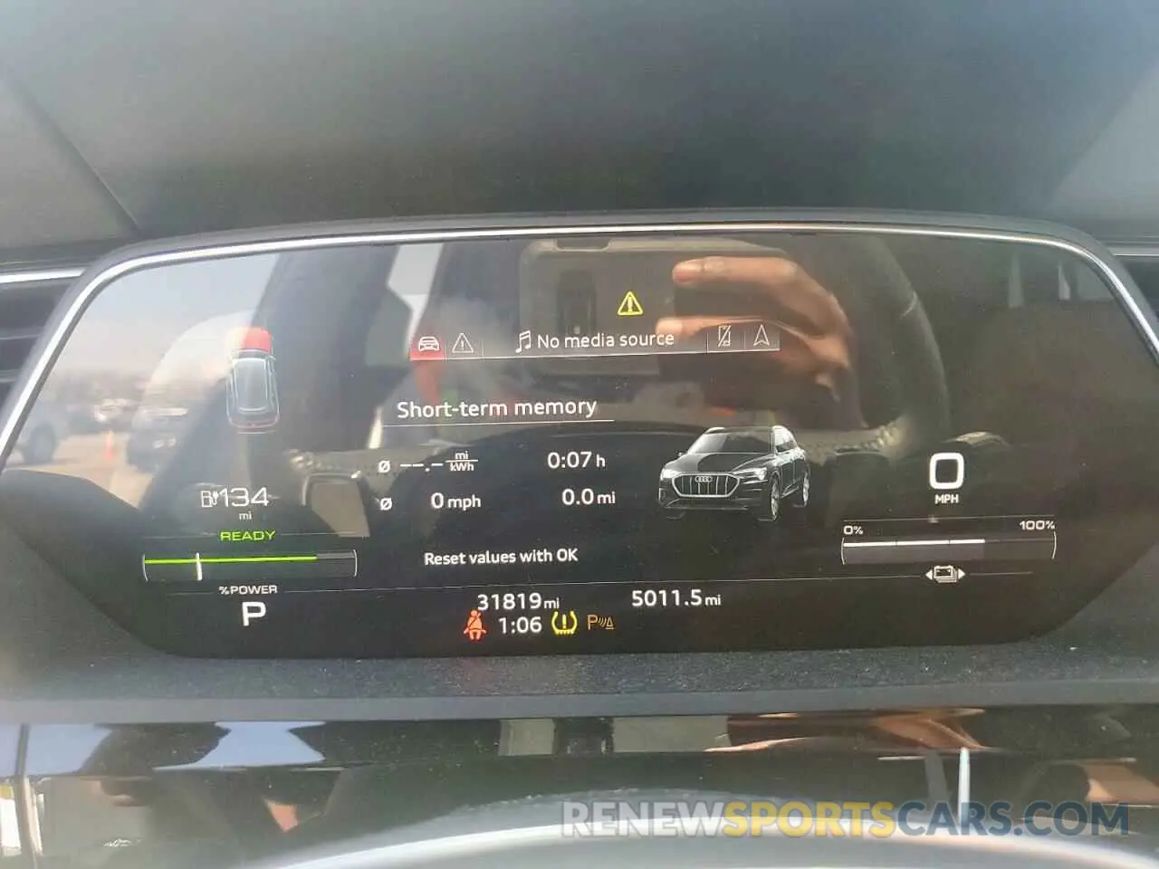 9 fotografías del automóvil dañado WA1LAAGE5MB030598 AUDI E-TRON 2021