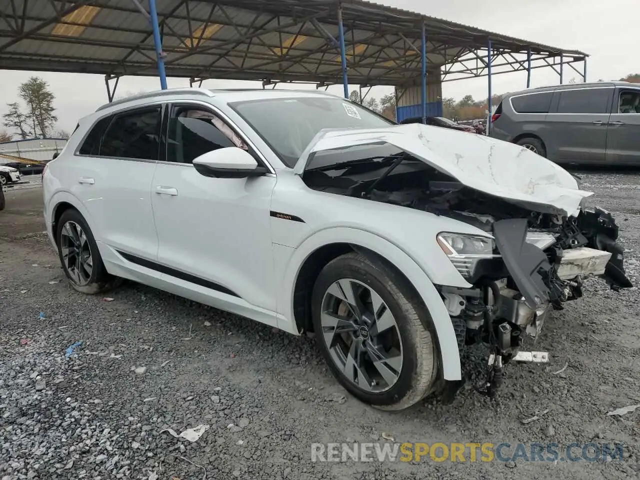 4 fotografías del automóvil dañado WA1LAAGE7MB015990 AUDI E-TRON 2021