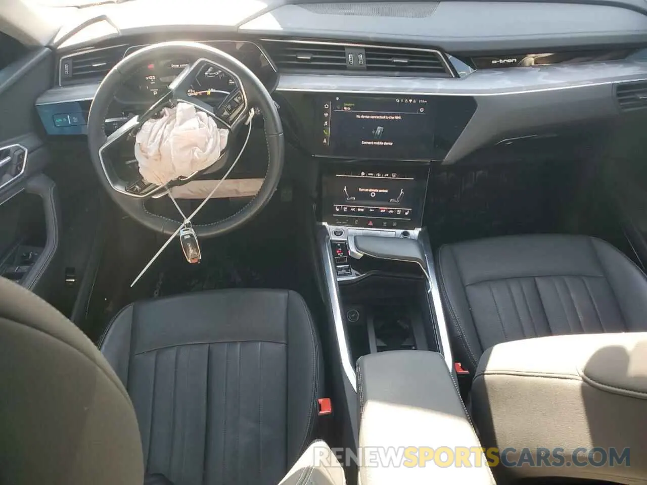8 fotografías del automóvil dañado WA1LAAGE7MB015990 AUDI E-TRON 2021