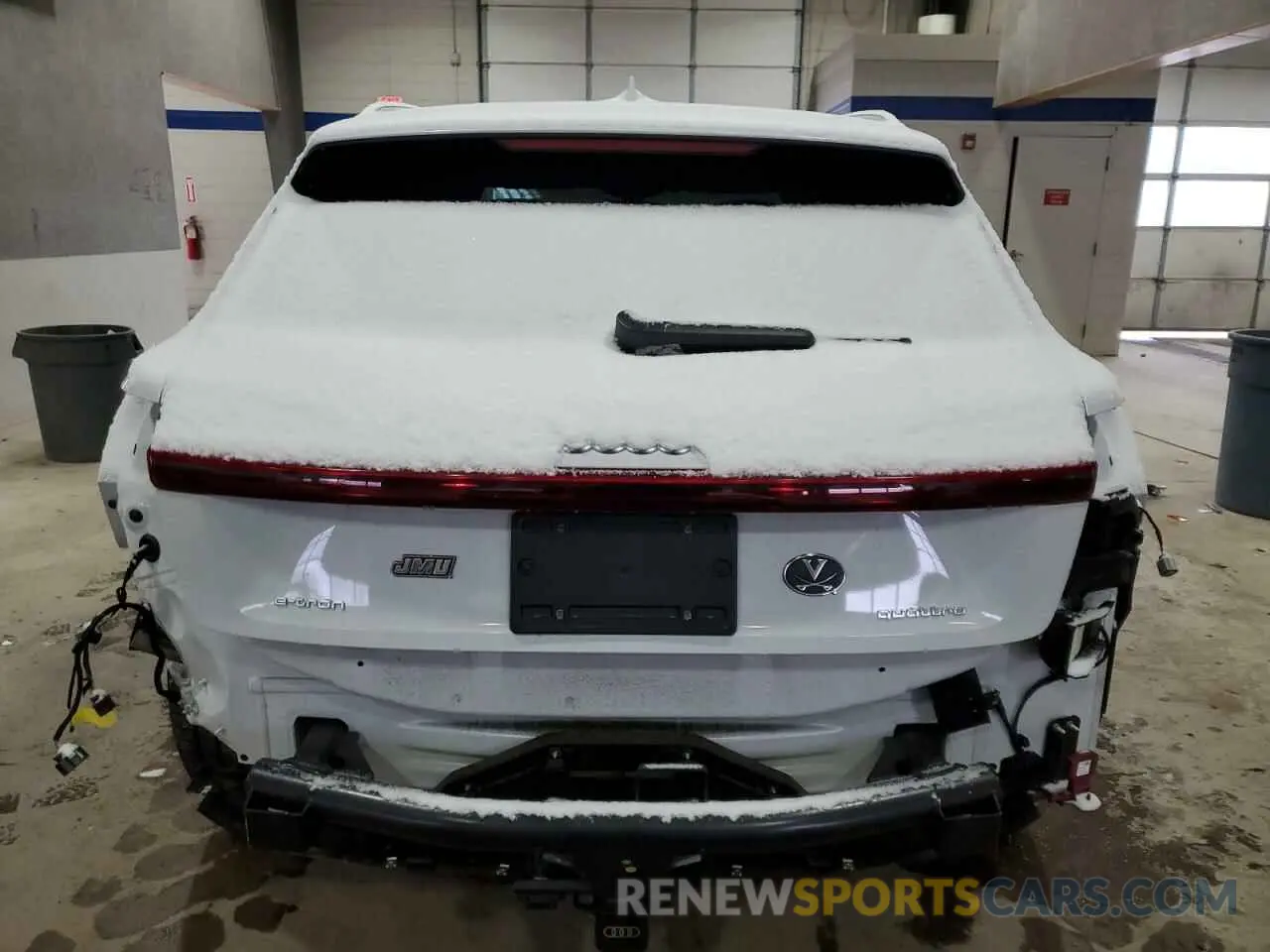 6 fotografías del automóvil dañado WA1LAAGE9MB003971 AUDI E-TRON 2021