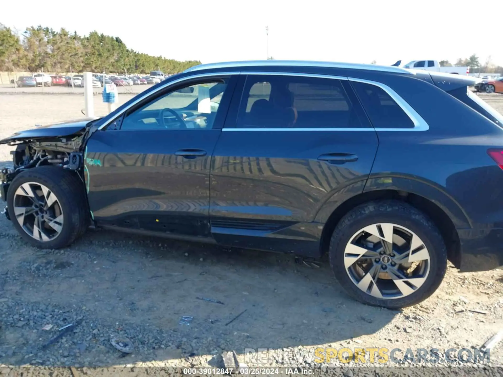 15 fotografías del automóvil dañado WA1VAAGE5MB017505 AUDI E-TRON 2021