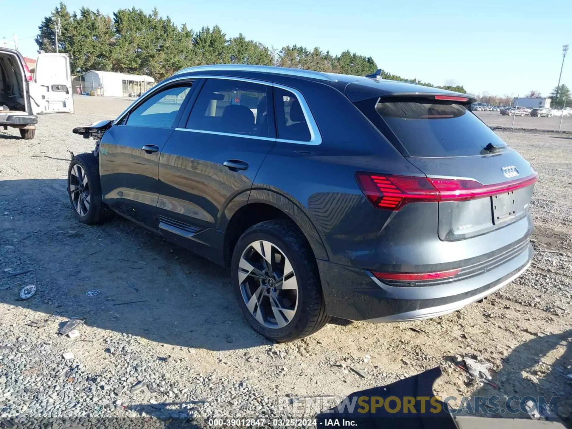 3 fotografías del automóvil dañado WA1VAAGE5MB017505 AUDI E-TRON 2021