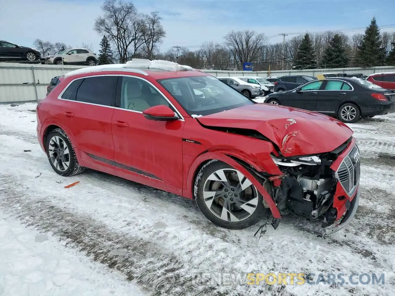 4 fotografías del automóvil dañado WA1VAAGE8MB040969 AUDI E-TRON 2021