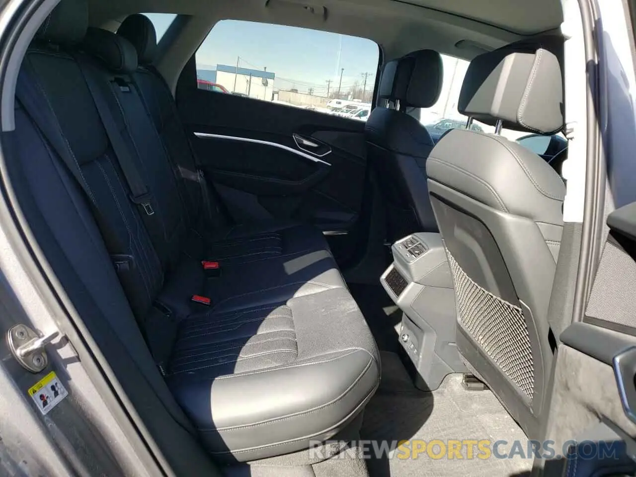11 fotografías del automóvil dañado WA1VABGE4MB017274 AUDI E-TRON 2021