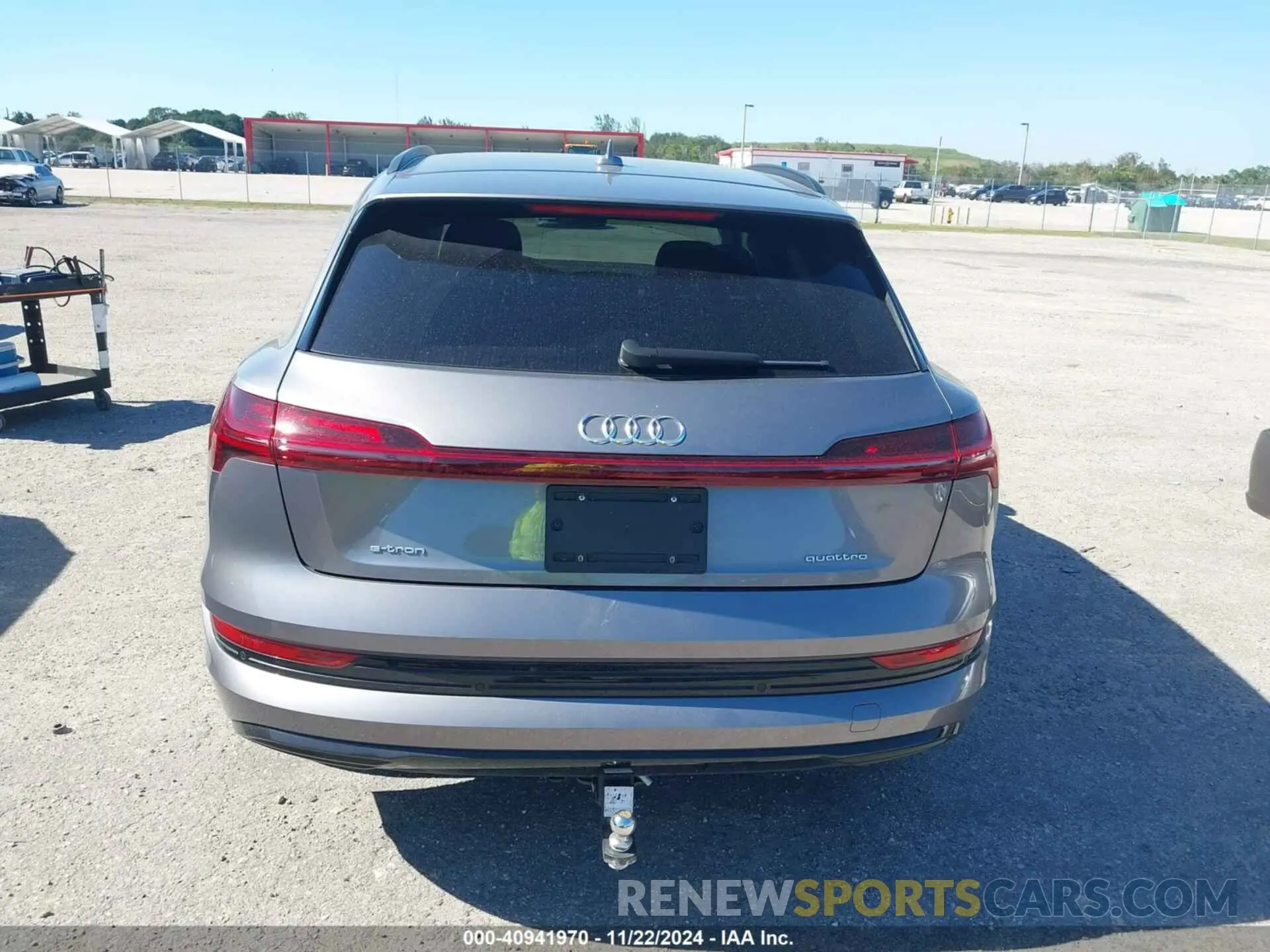 17 fotografías del automóvil dañado WA1VABGE9MB003449 AUDI E-TRON 2021