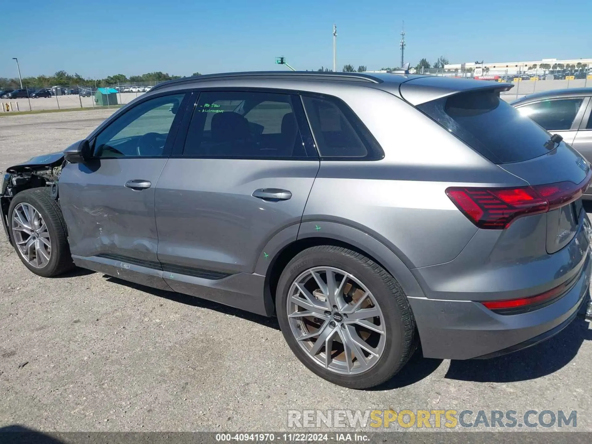 23 fotografías del automóvil dañado WA1VABGE9MB003449 AUDI E-TRON 2021