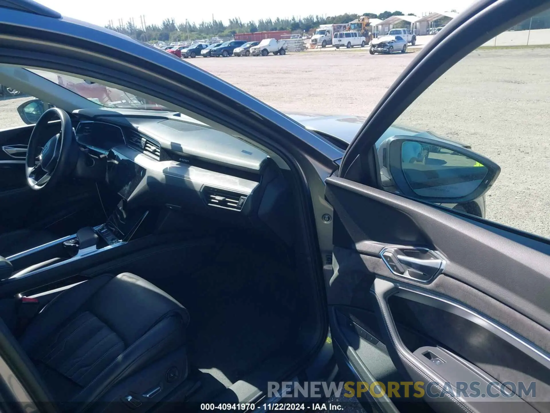 5 fotografías del automóvil dañado WA1VABGE9MB003449 AUDI E-TRON 2021