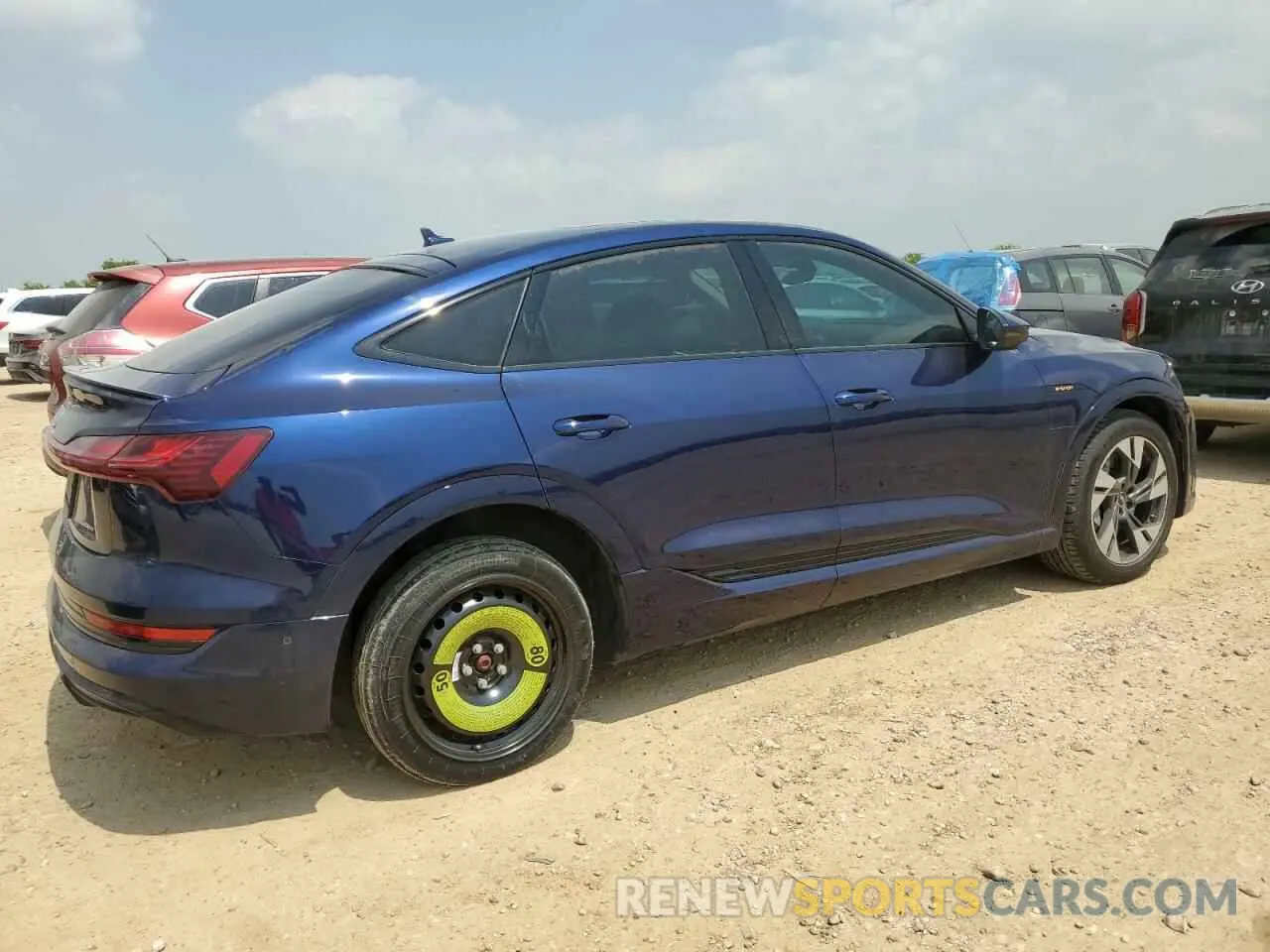 3 fotografías del automóvil dañado WA11AAGE6NB023281 AUDI E-TRON 2022