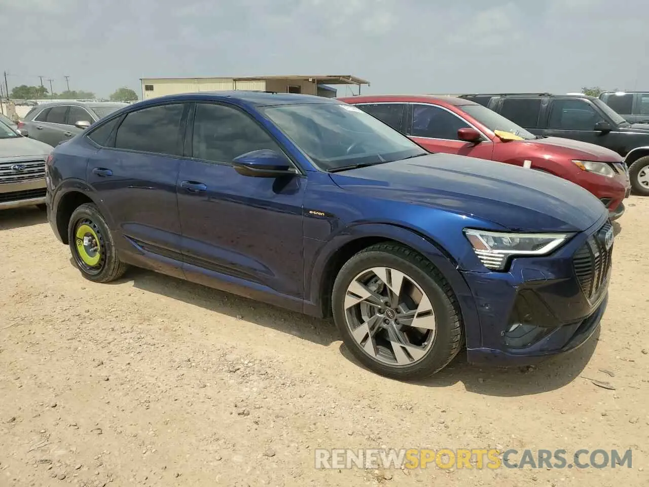 4 fotografías del automóvil dañado WA11AAGE6NB023281 AUDI E-TRON 2022