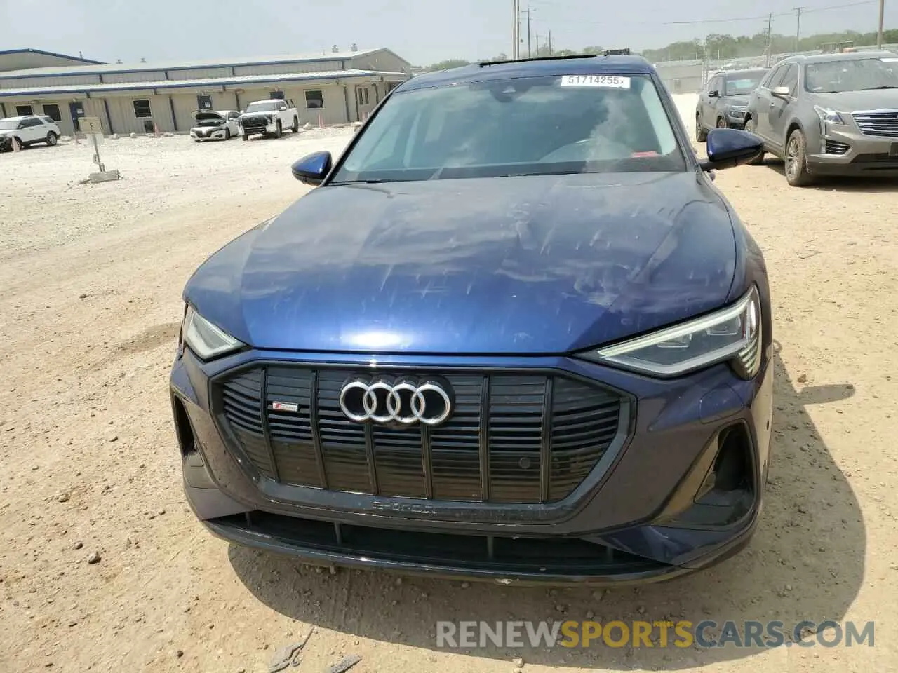 5 fotografías del automóvil dañado WA11AAGE6NB023281 AUDI E-TRON 2022