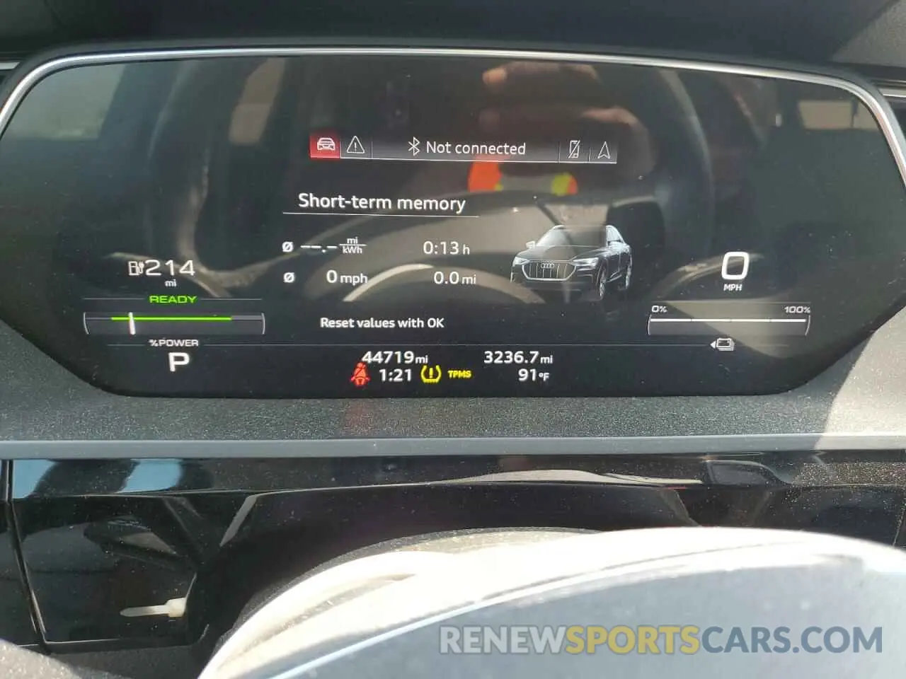9 fotografías del automóvil dañado WA11AAGE6NB023281 AUDI E-TRON 2022