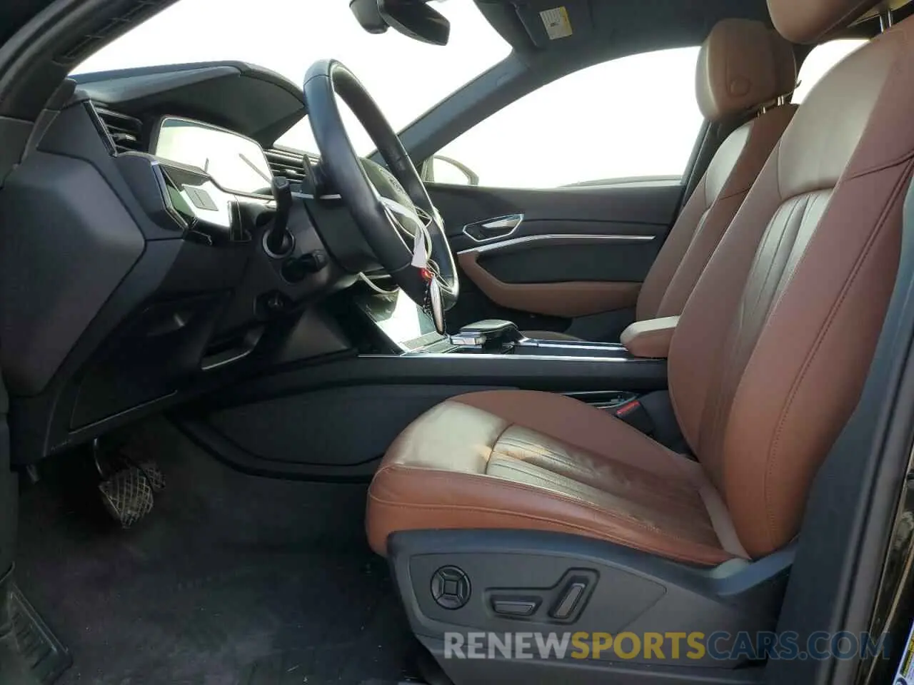 7 fotografías del automóvil dañado WA11AAGE8NB022696 AUDI E-TRON 2022