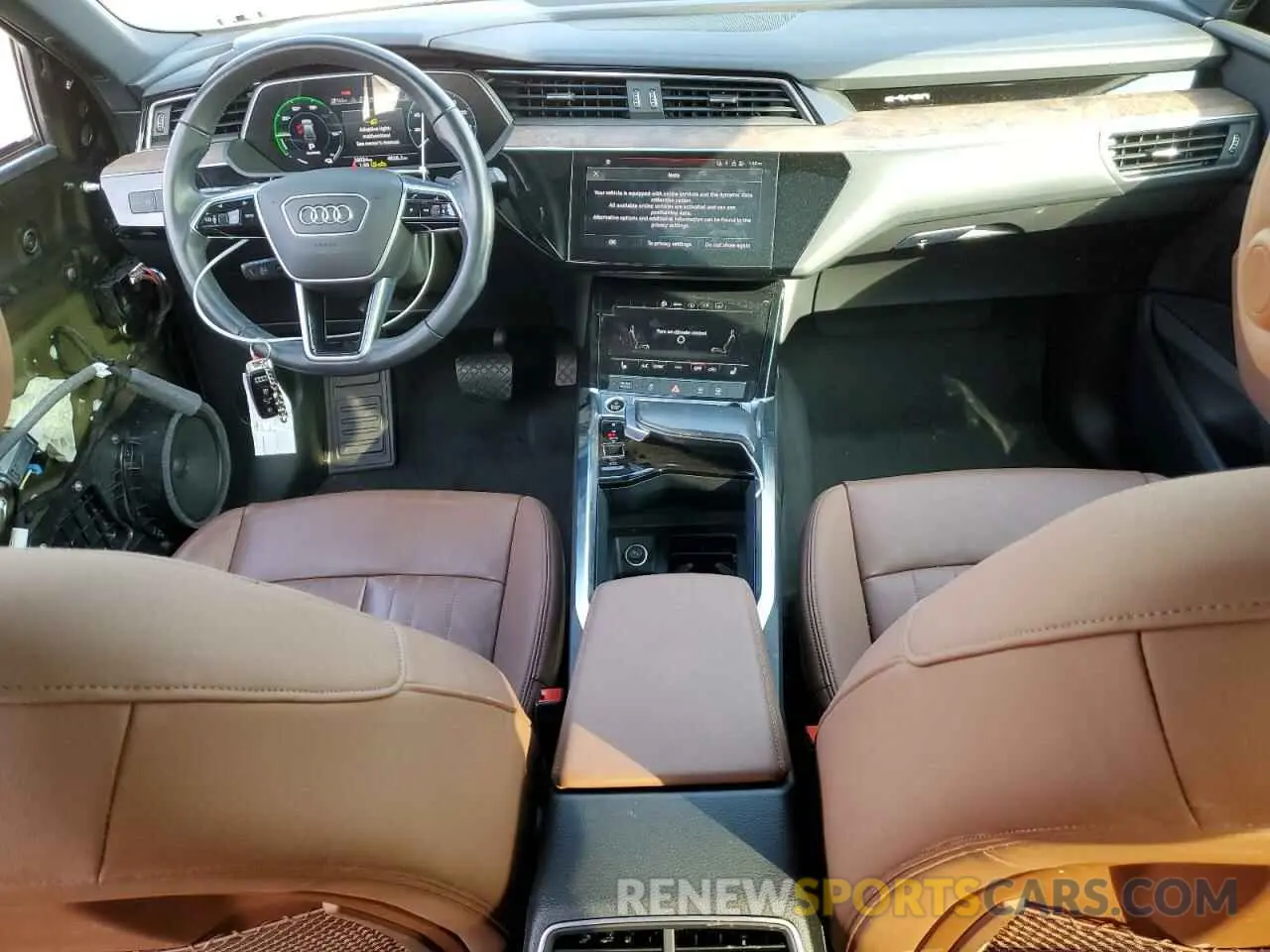 8 fotografías del automóvil dañado WA11AAGE8NB022696 AUDI E-TRON 2022