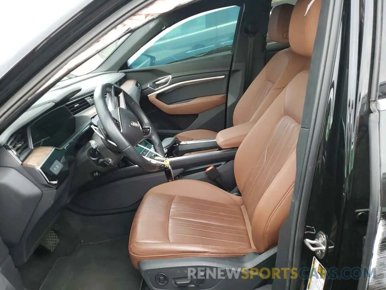 7 fotografías del automóvil dañado WA11AAGEXNB019590 AUDI E-TRON 2022