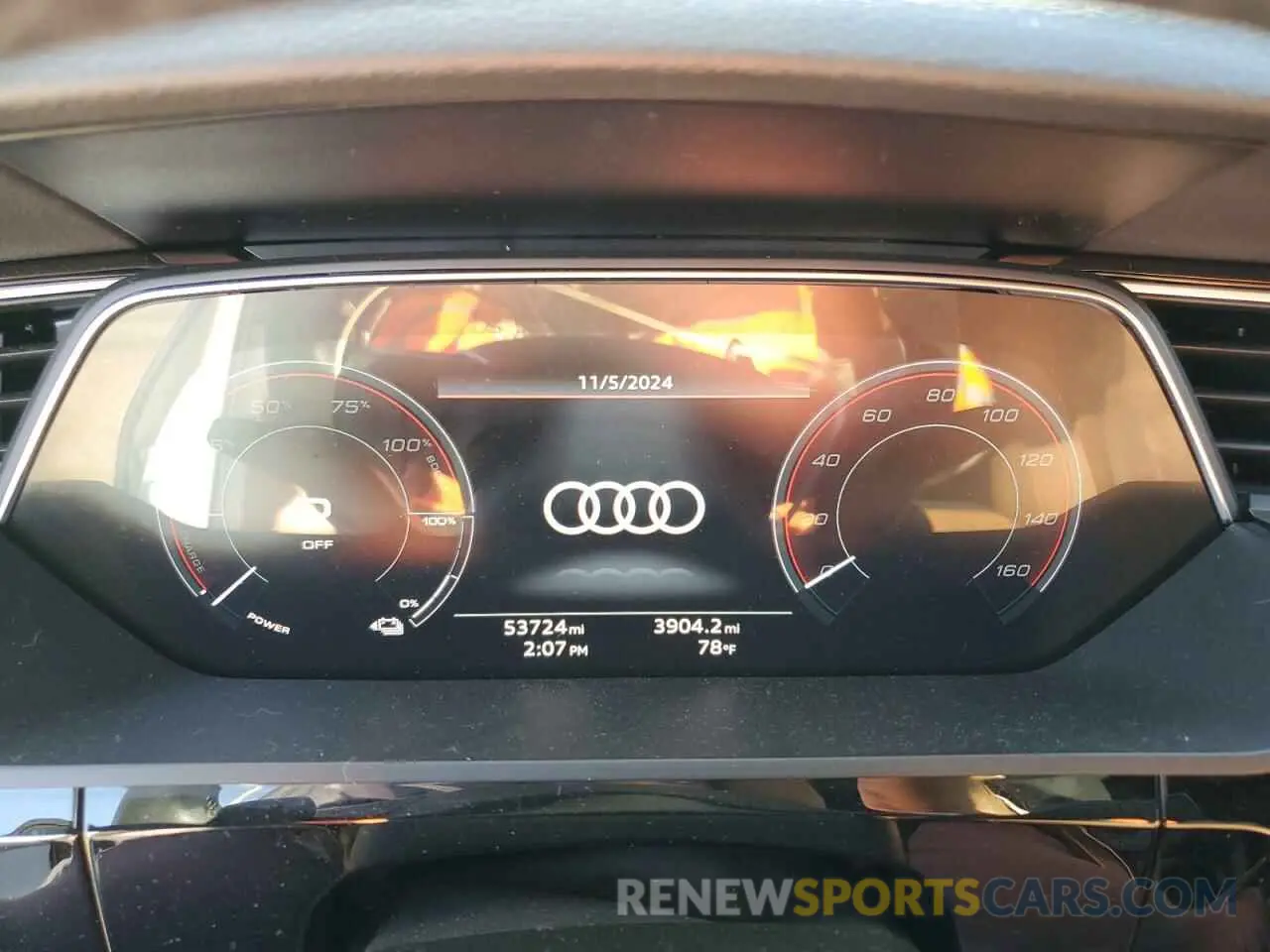 9 fotografías del automóvil dañado WA11ABGE4NB006971 AUDI E-TRON 2022