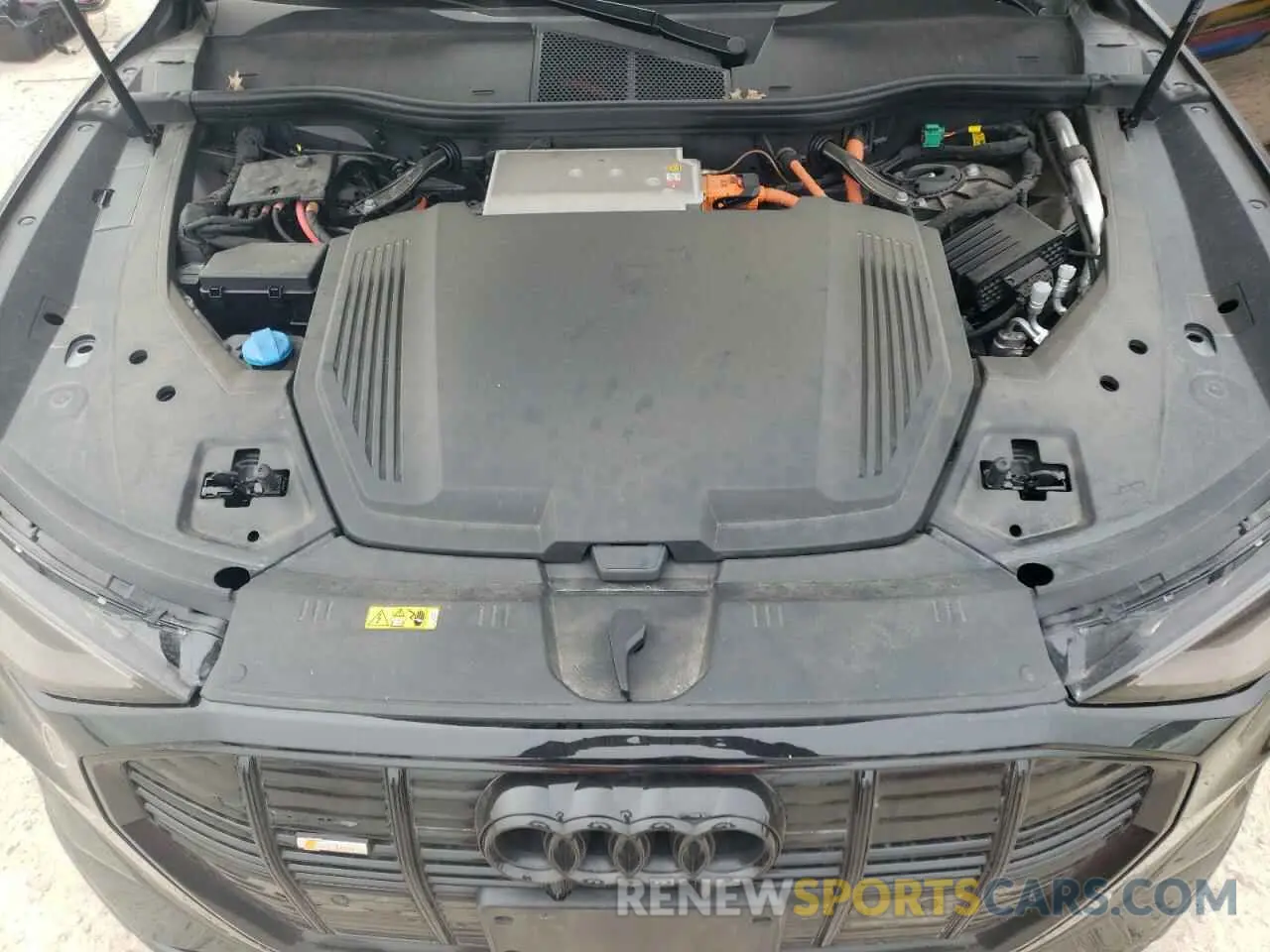 12 fotografías del automóvil dañado WA12AAGE0NB022227 AUDI E-TRON 2022