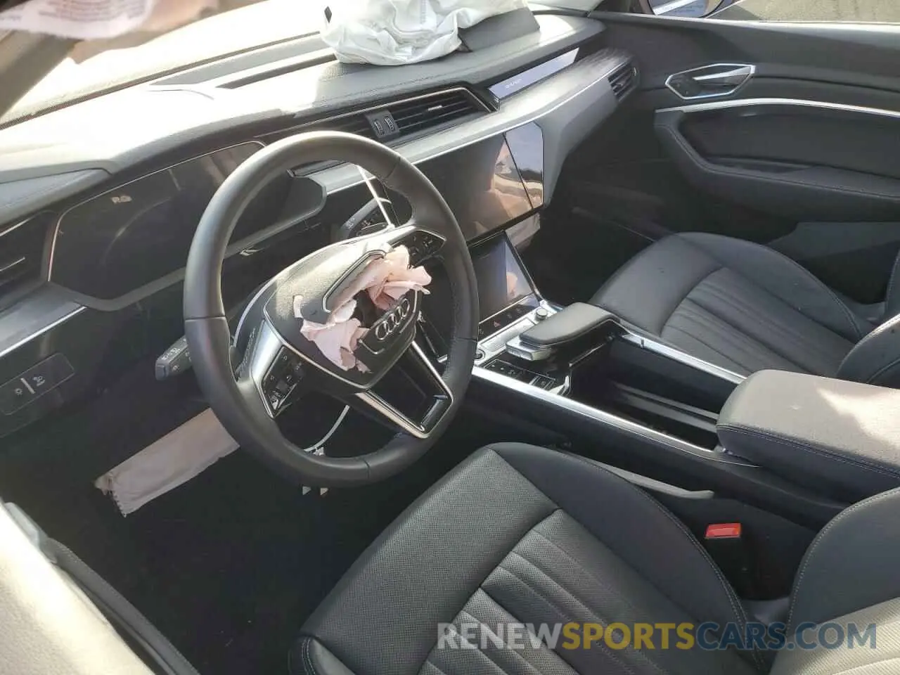 8 fotografías del automóvil dañado WA12AAGE2NB041104 AUDI E-TRON 2022